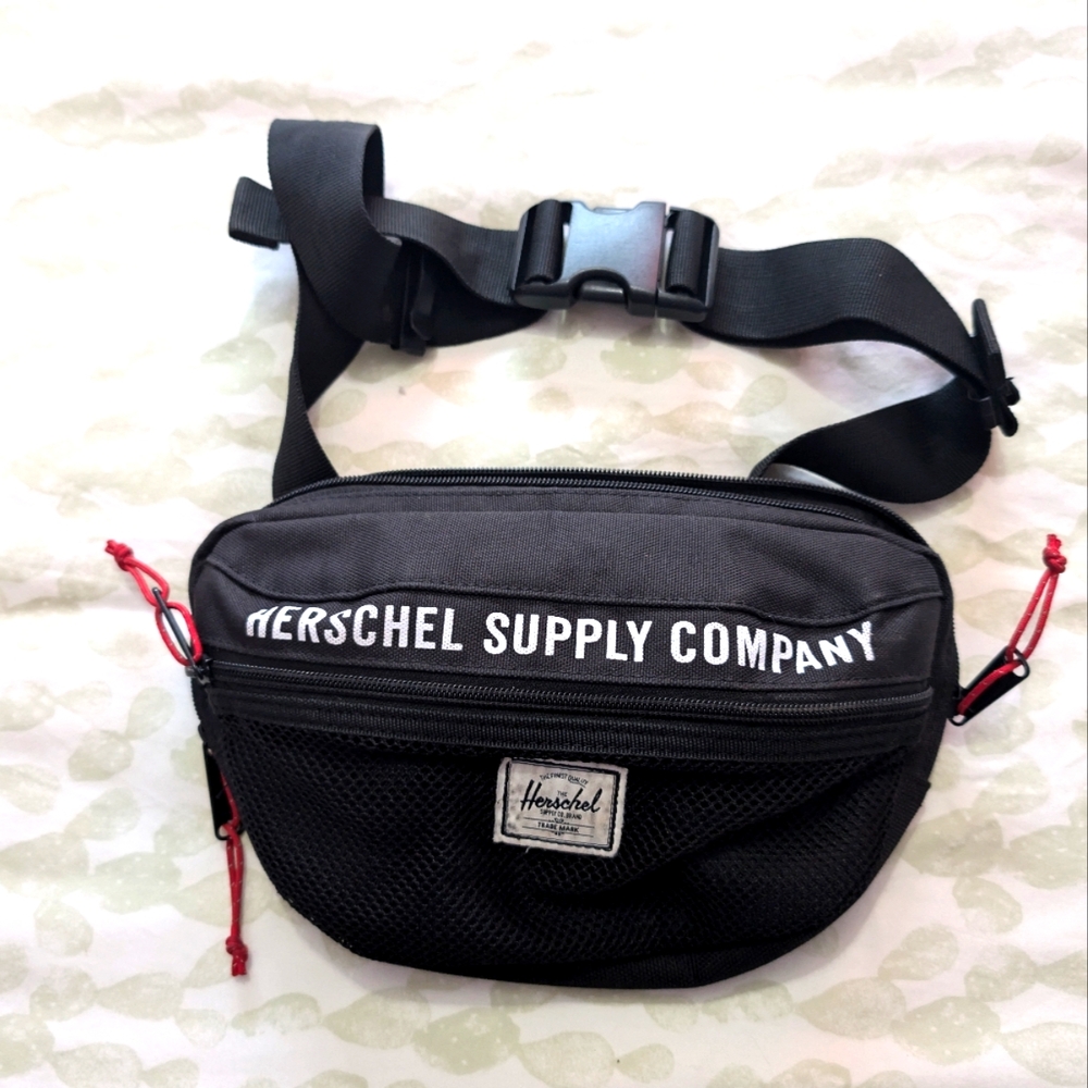 Herschel fanny pack